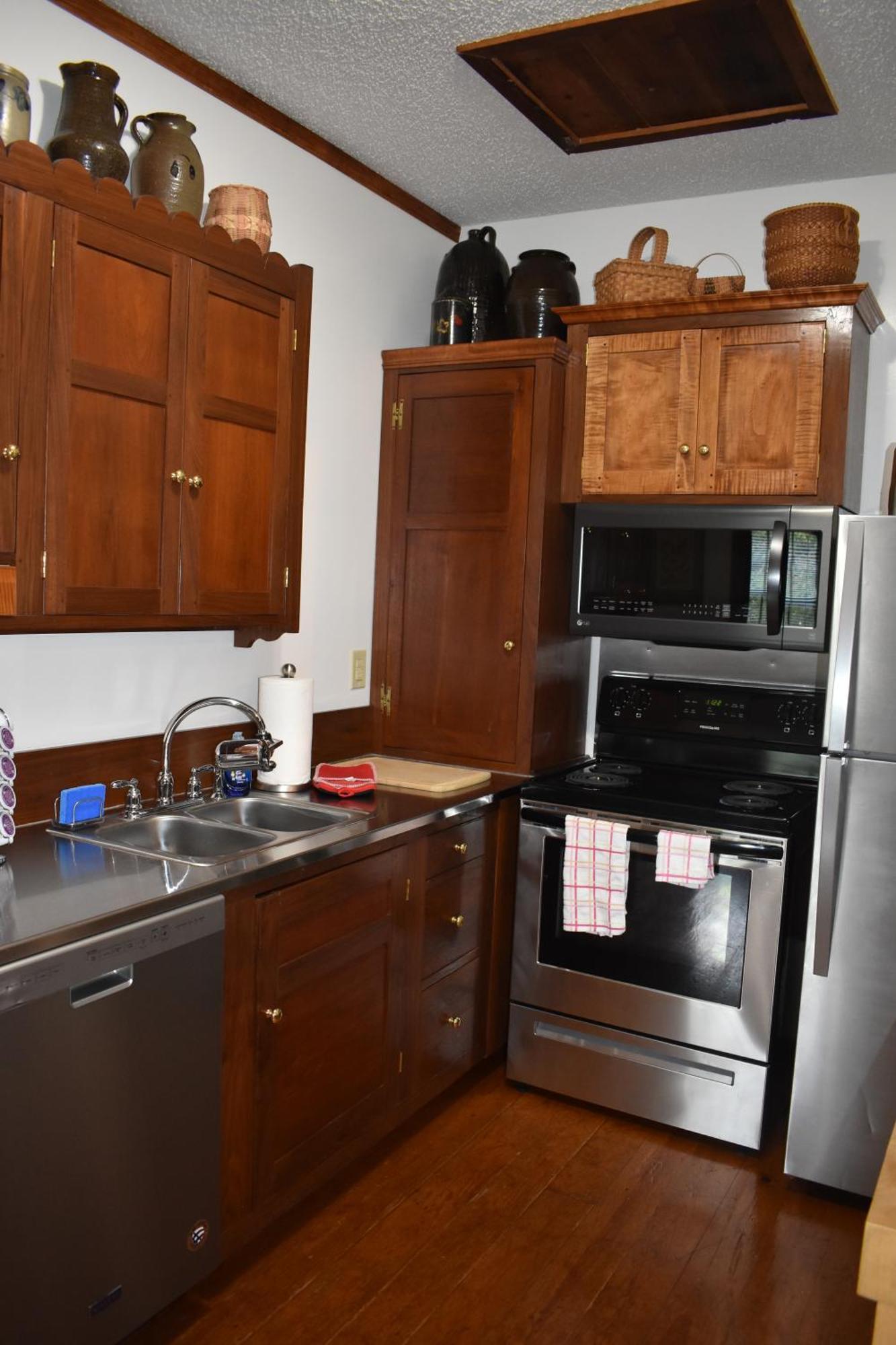Restored1850S Log Cabin, With Gazebo And Gardens! 1 Mile To Downtown Weaverville エクステリア 写真